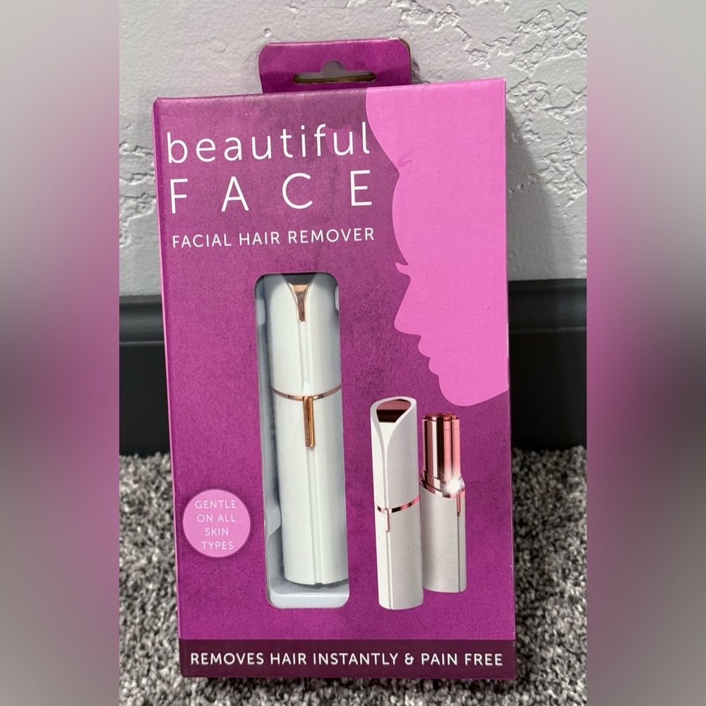 NIB Beautiful Face Facial Hair Remover white & gold